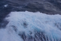 Stormy_wake_2.JPG